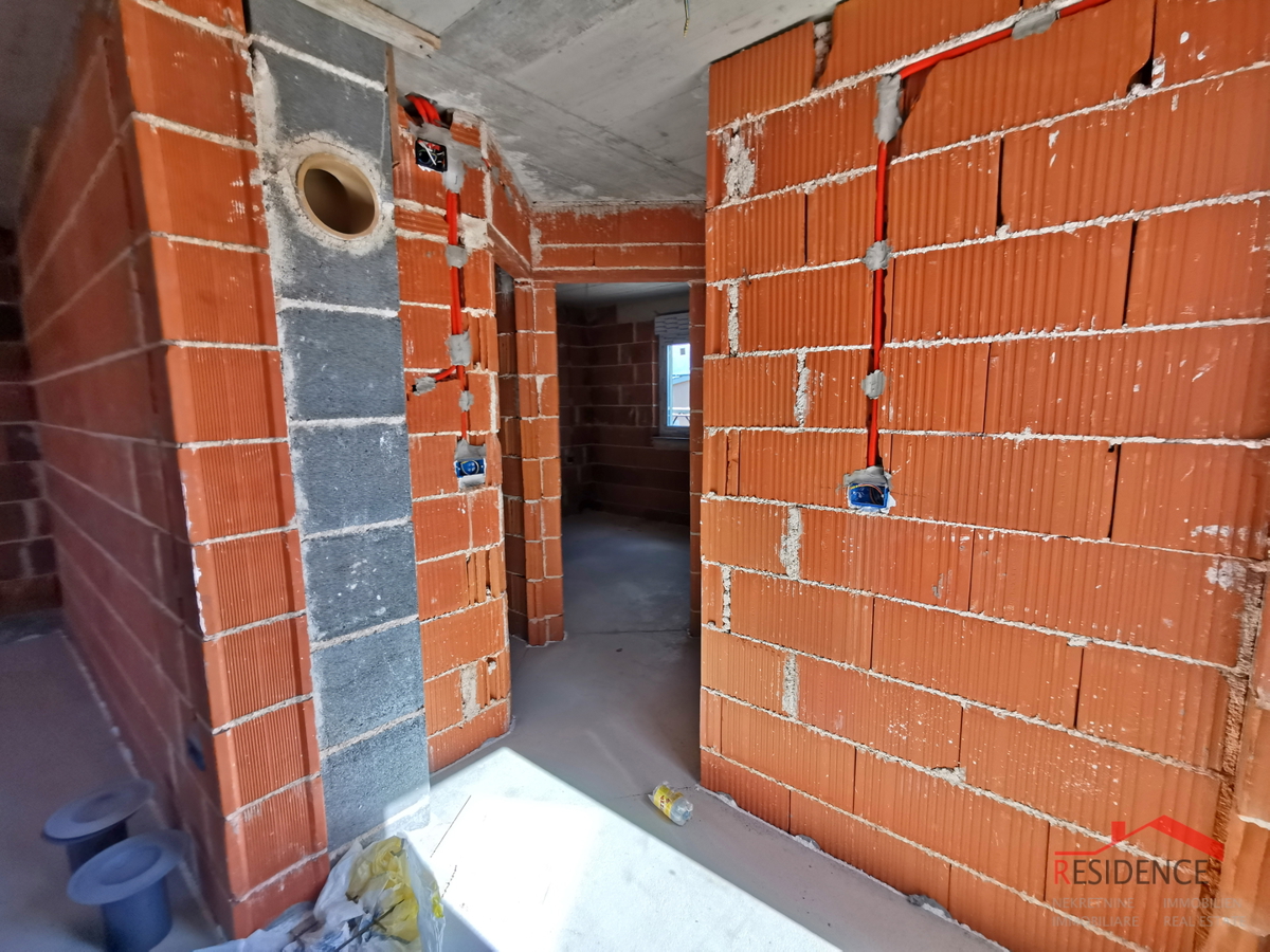 Pola, Valdebek, appartamento al 2° piano, garage