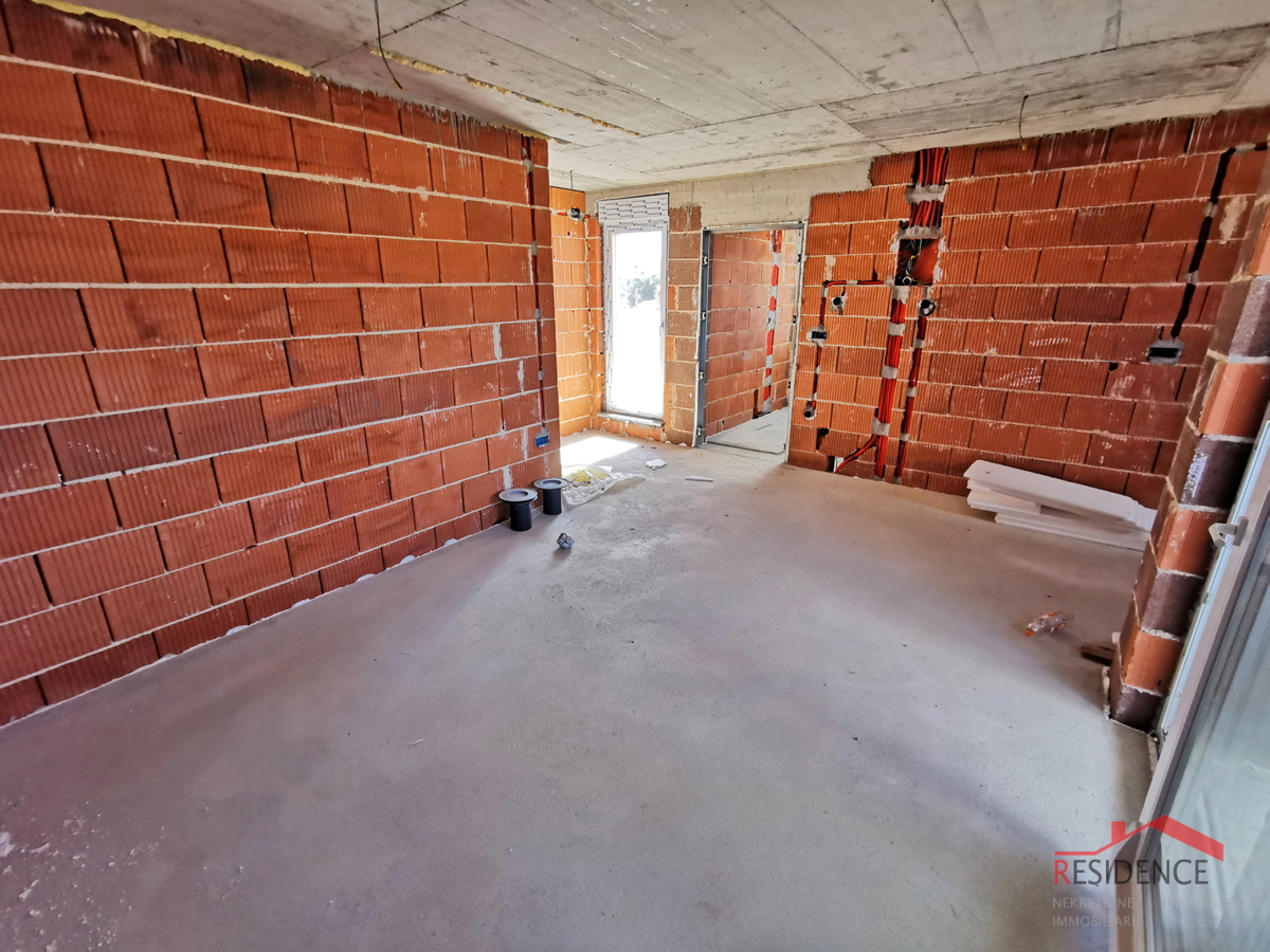 Pola, Valdebek, appartamento al 2° piano, garage