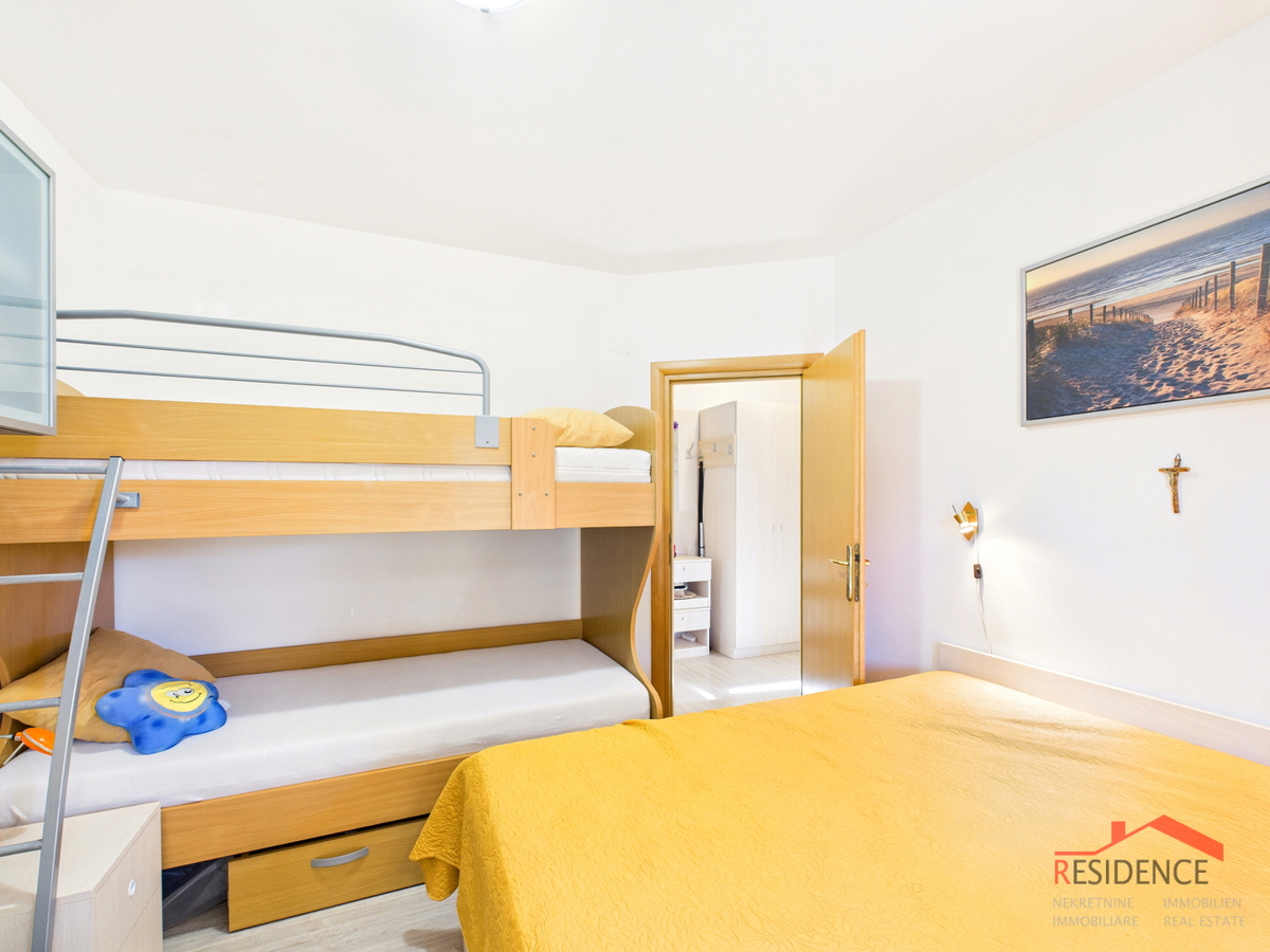 Vendita esclusiva di un appartamento con giardino a Banjole - Volme