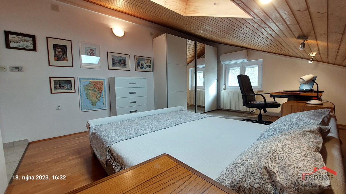 Appartamento a Štinjan con vista mare