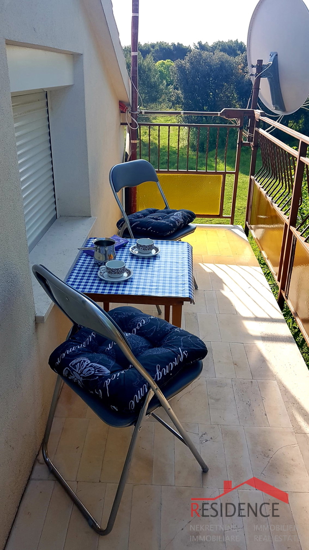 Appartamento a Štinjan con vista mare