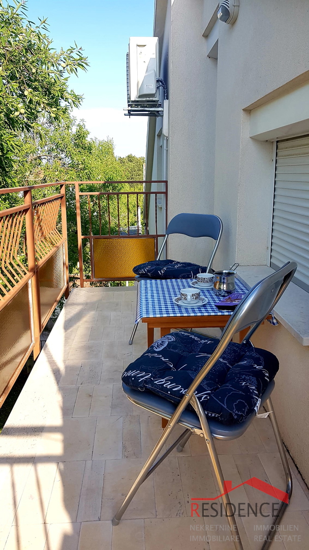 Appartamento a Štinjan con vista mare