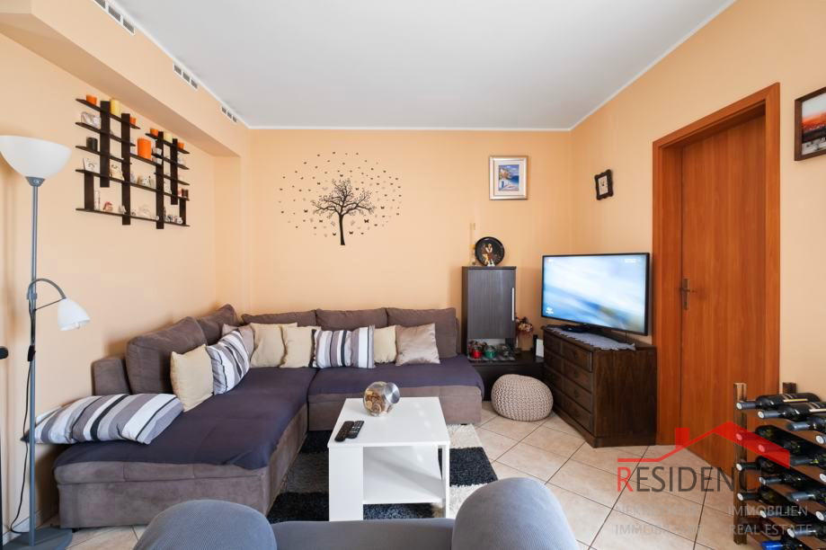 Pomer, casa familiare vicino al mare e ad Aci marina