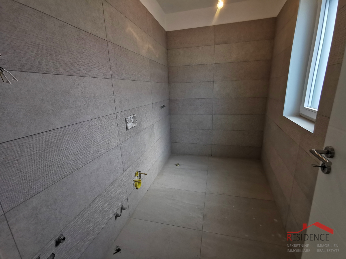 Ližnjan, moderna casa bifamiliare con piscina