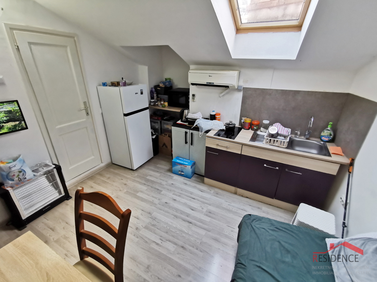 Pola, appartamento al secondo piano vicino all&apos;Arena