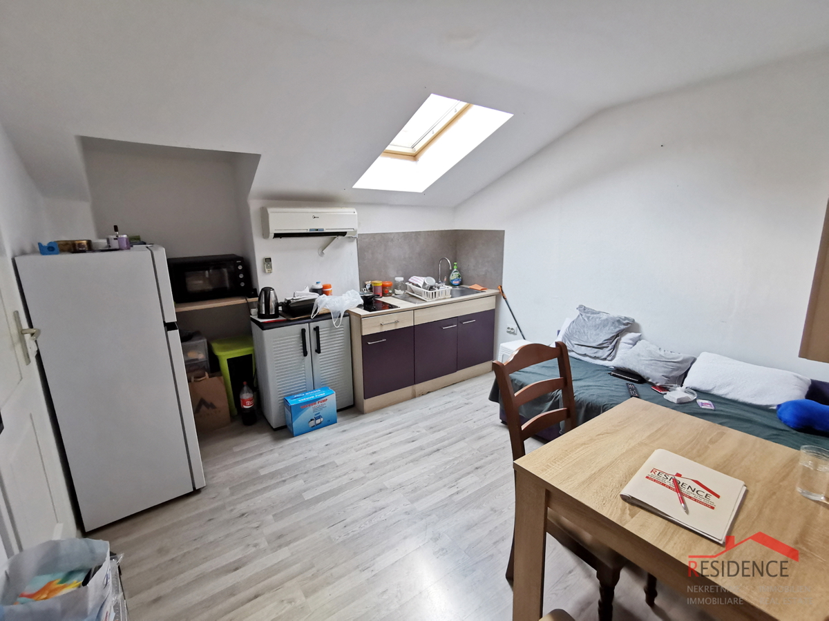 Pola, appartamento al secondo piano vicino all&apos;Arena