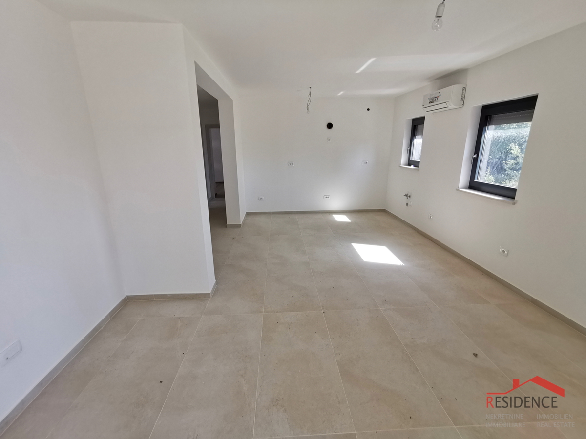 Medolino, nuova costruzione, appartamento al 1° piano, 3 camere da letto