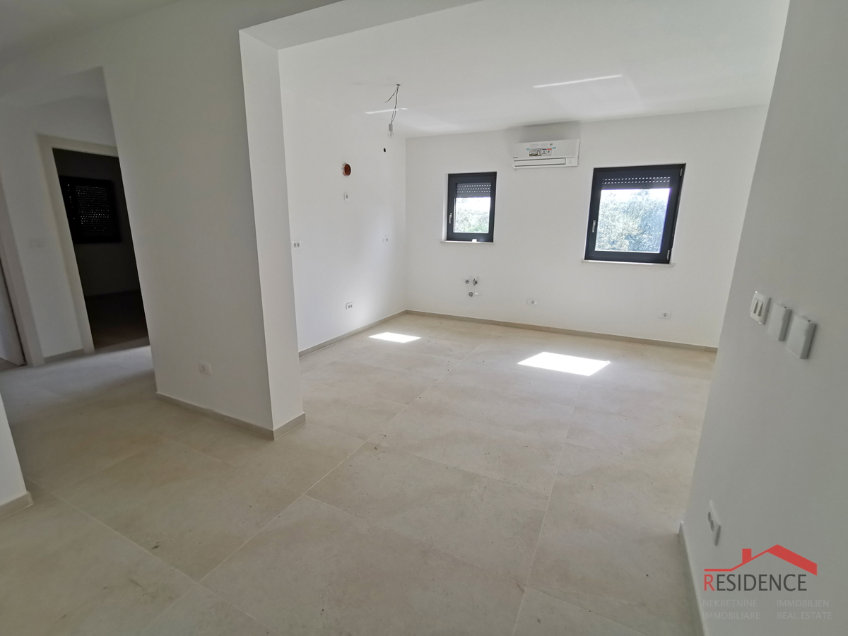 Medolino, nuova costruzione, appartamento al 1° piano, 3 camere da letto