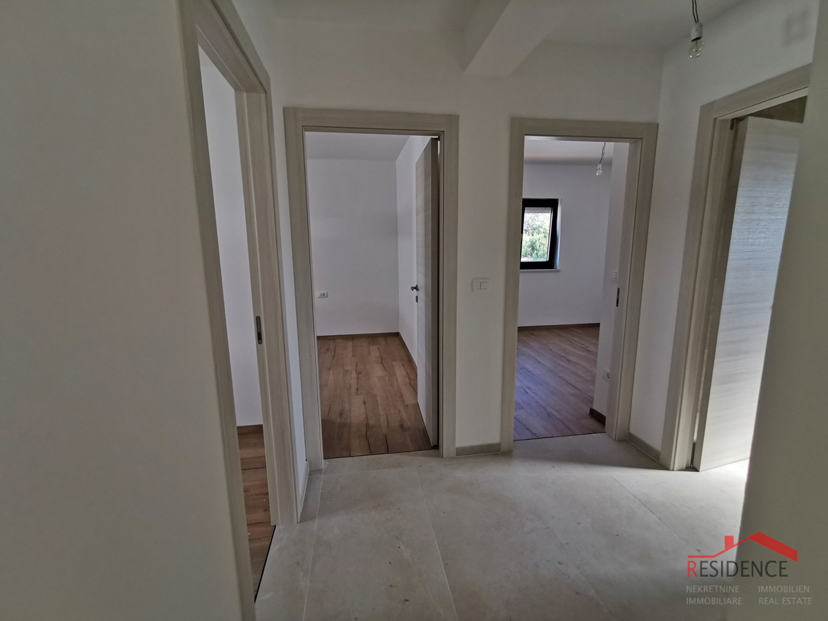 Medolino, nuova costruzione, appartamento al 1° piano, 3 camere da letto