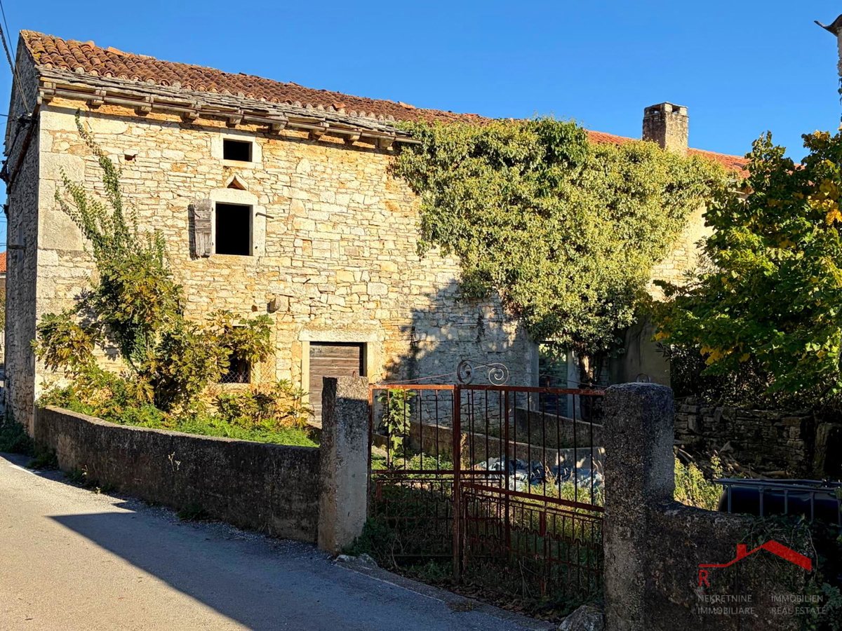 Filipana, Vecchia casa istriana, giardino, garage, taverna