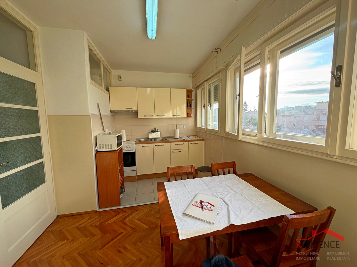 Pola, Kaštanjer, appartamento al 2° piano