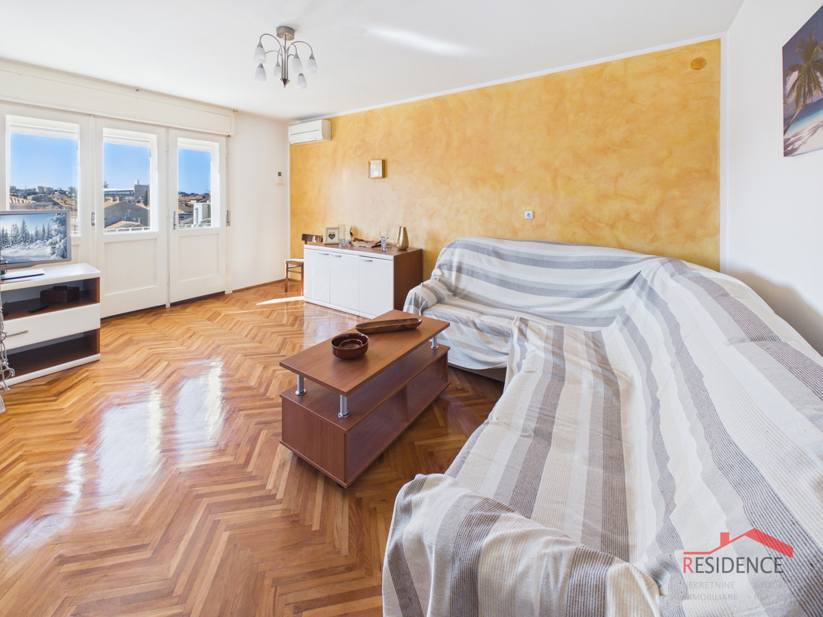 Pola, Kaštanjer, appartamento al 2° piano