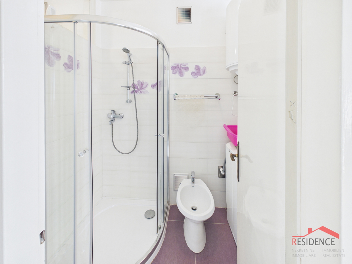 Pola, Kaštanjer, appartamento al 2° piano