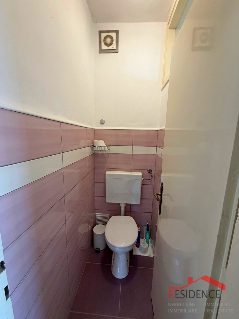 Pola, Kaštanjer, appartamento al 2° piano