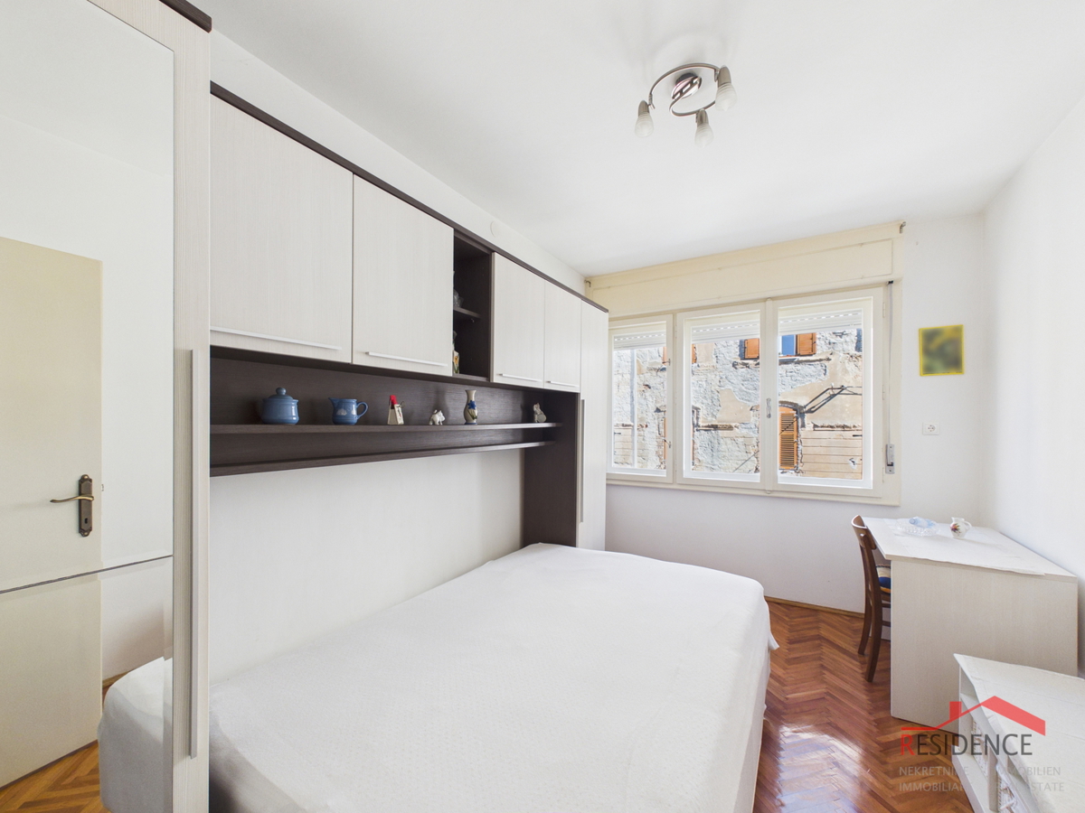 Pola, Kaštanjer, appartamento al 2° piano