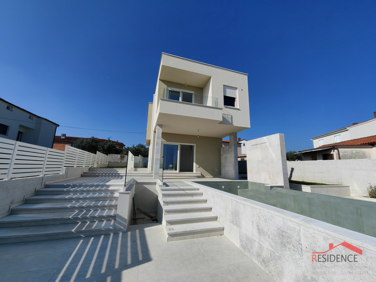 Ližnjan, nuova villa con piscina e vista mare