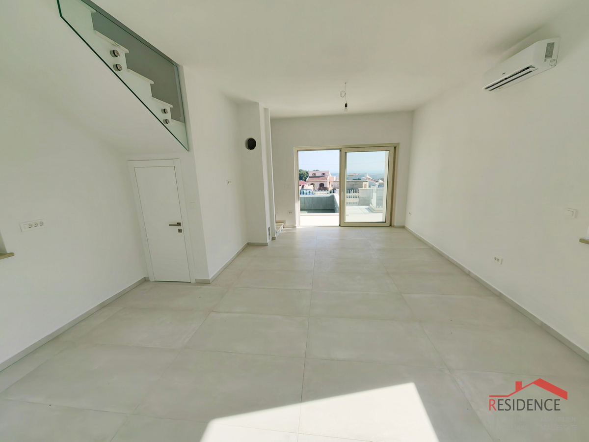 Ližnjan, nuova villa con piscina e vista mare