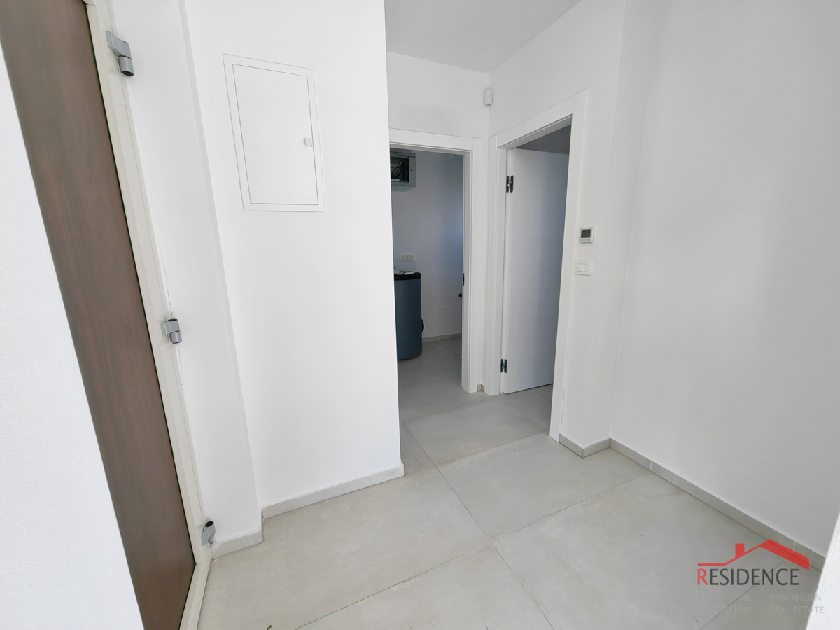 Ližnjan, nuova villa con piscina e vista mare