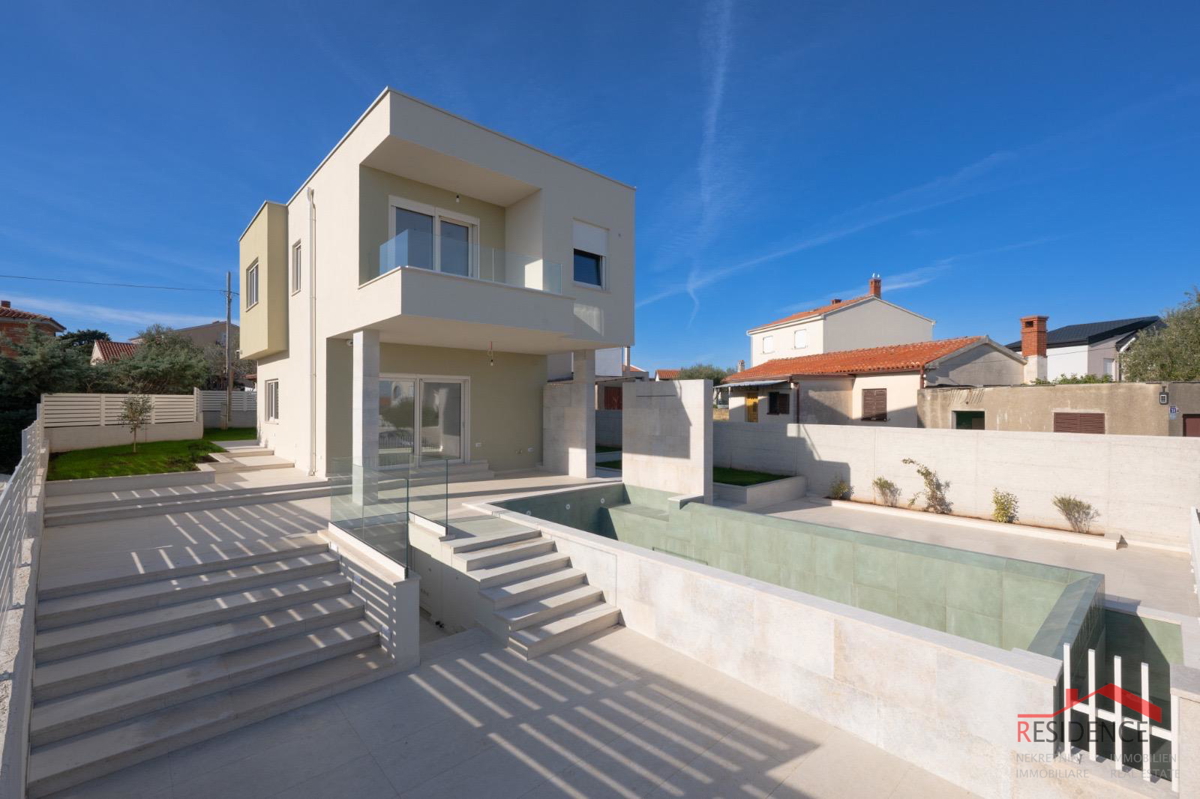 Ližnjan, nuova villa con piscina e vista mare