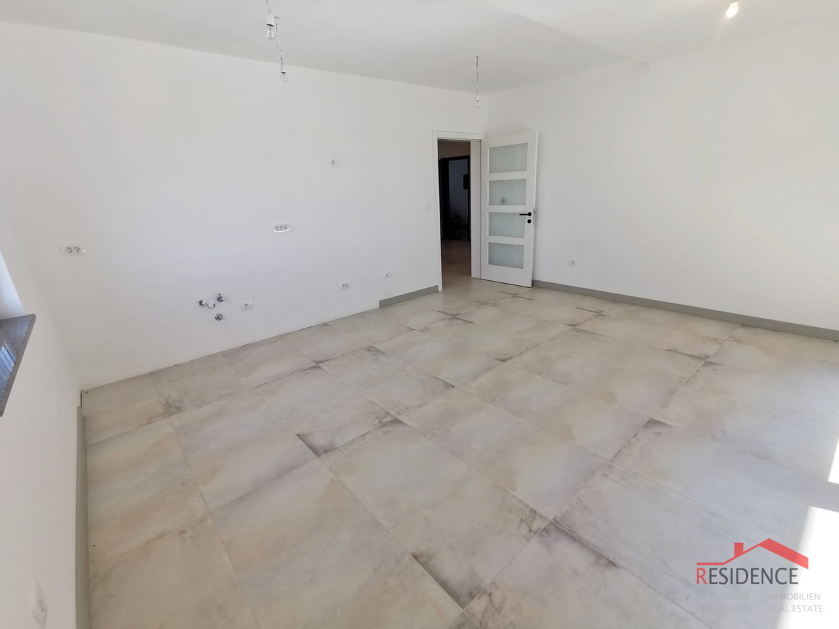 Banjole - Volme, nuovo appartamento al primo piano, Posti per Auto