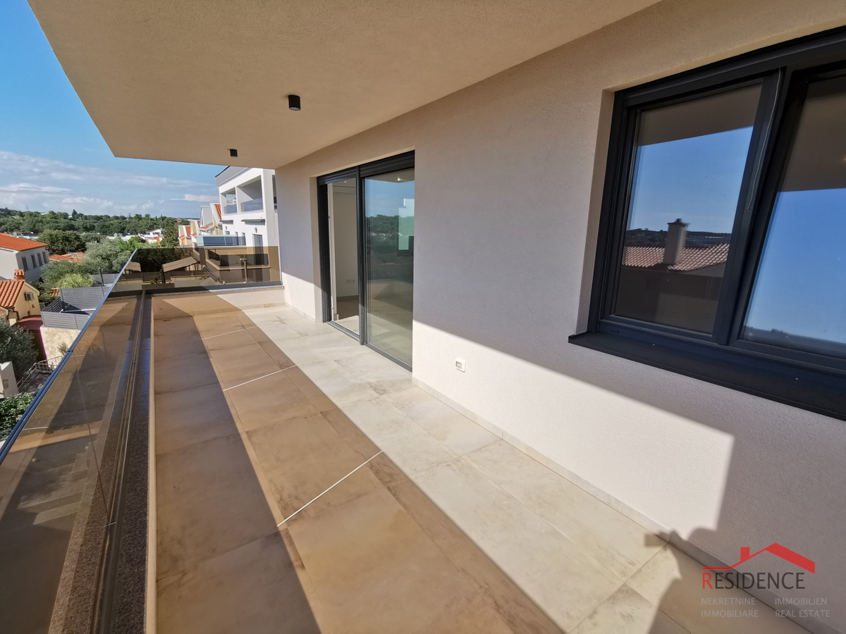 Banjole - Volme, nuovo appartamento al primo piano, Posti per Auto