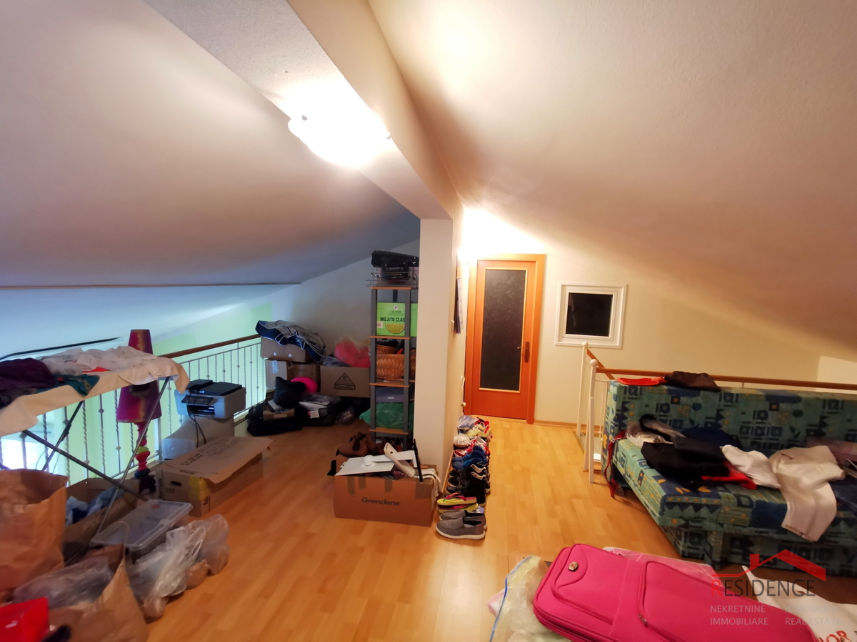 Parenzo, Finida, appartamento con soppalco