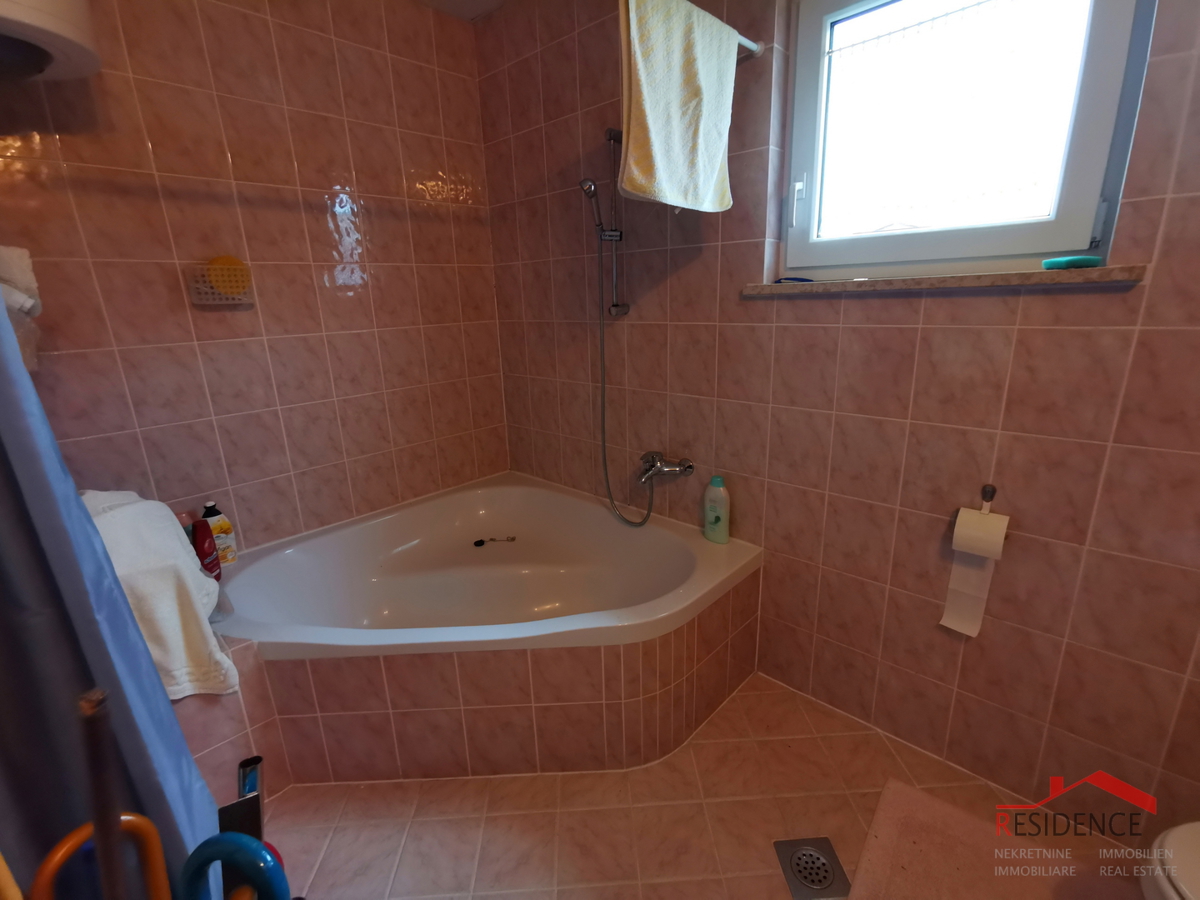 Parenzo, Finida, appartamento con soppalco