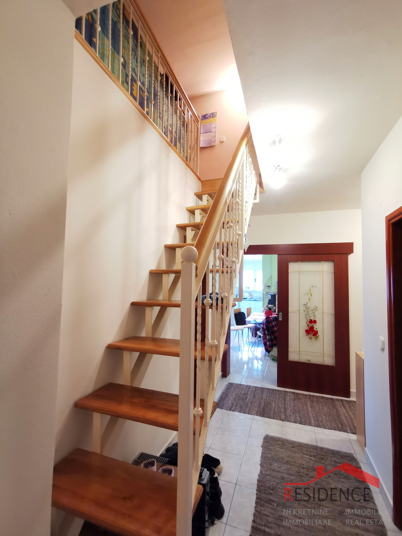 Parenzo, Finida, appartamento con soppalco