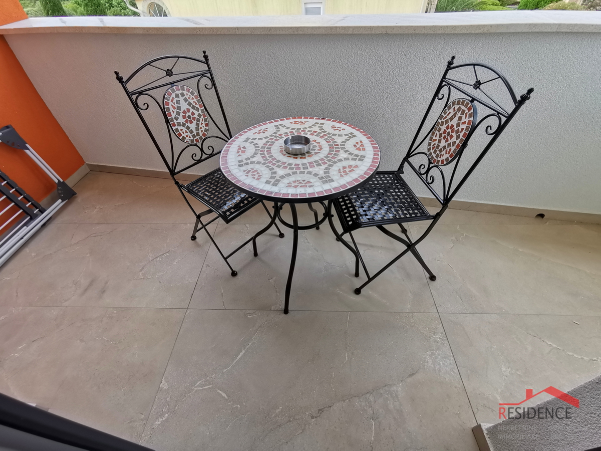 Medolino, casa indipendente con 3 appartamenti, vista mare