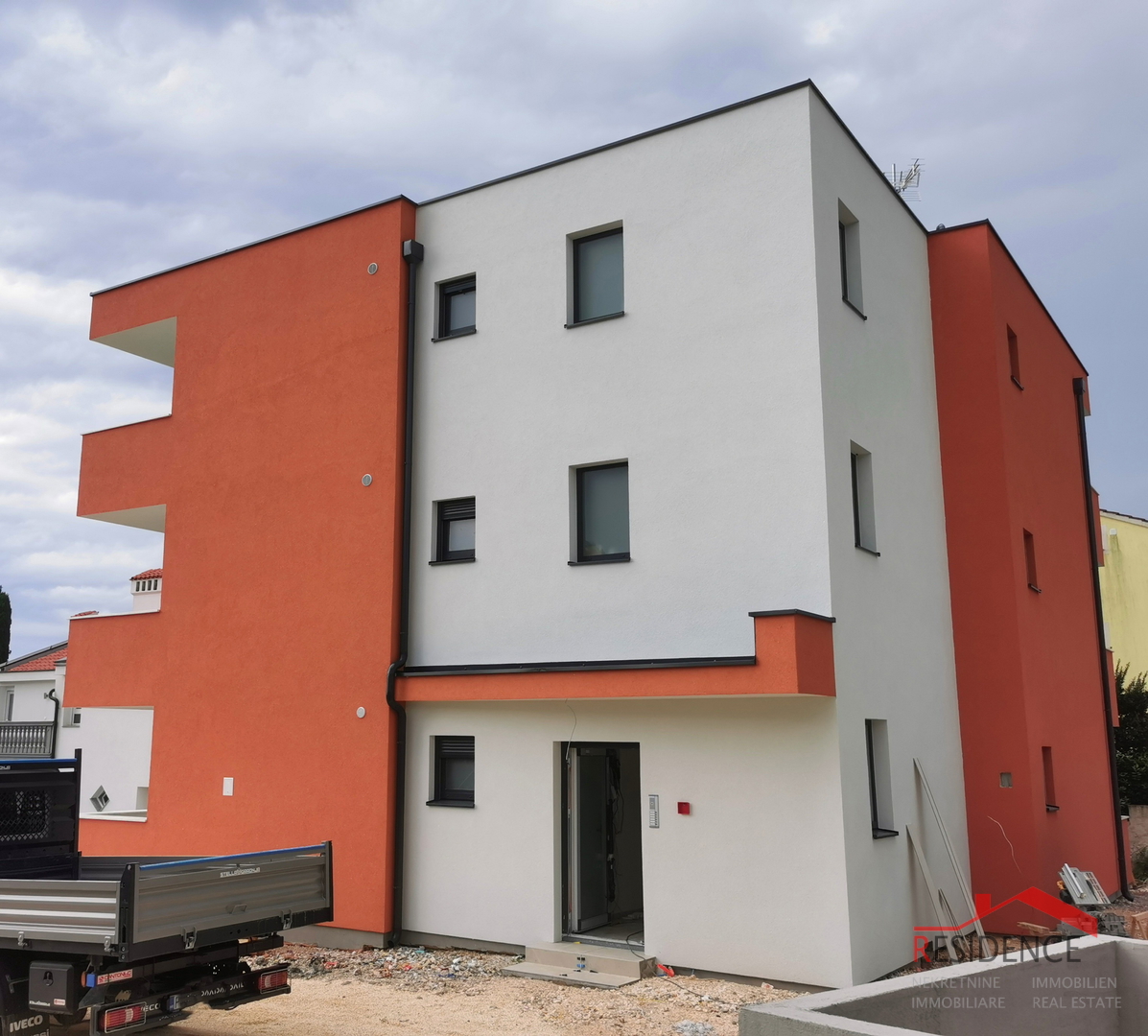 Medolino, casa indipendente con 3 appartamenti, vista mare