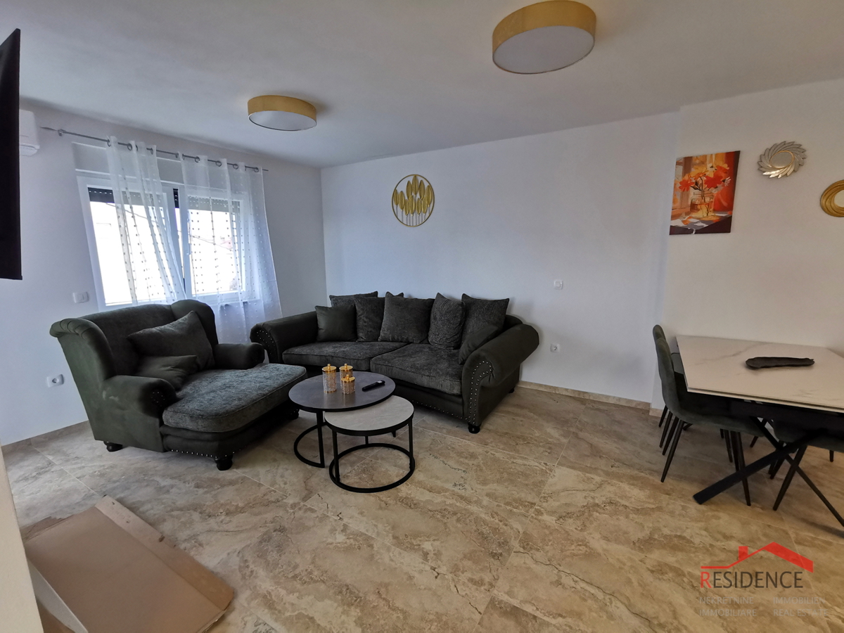 Medolino, casa indipendente con 3 appartamenti, vista mare