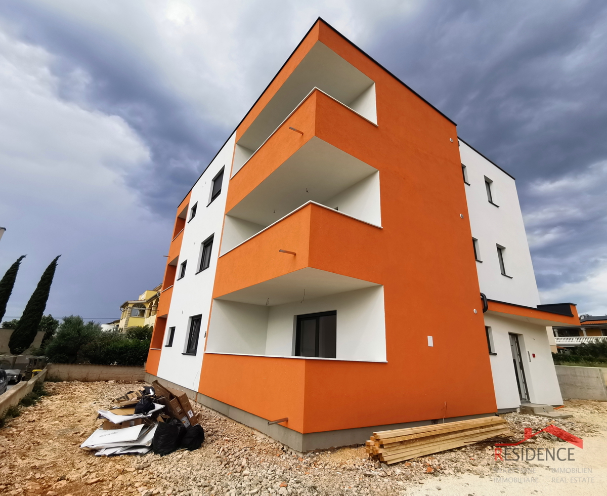 Medolino, casa indipendente con 3 appartamenti, vista mare