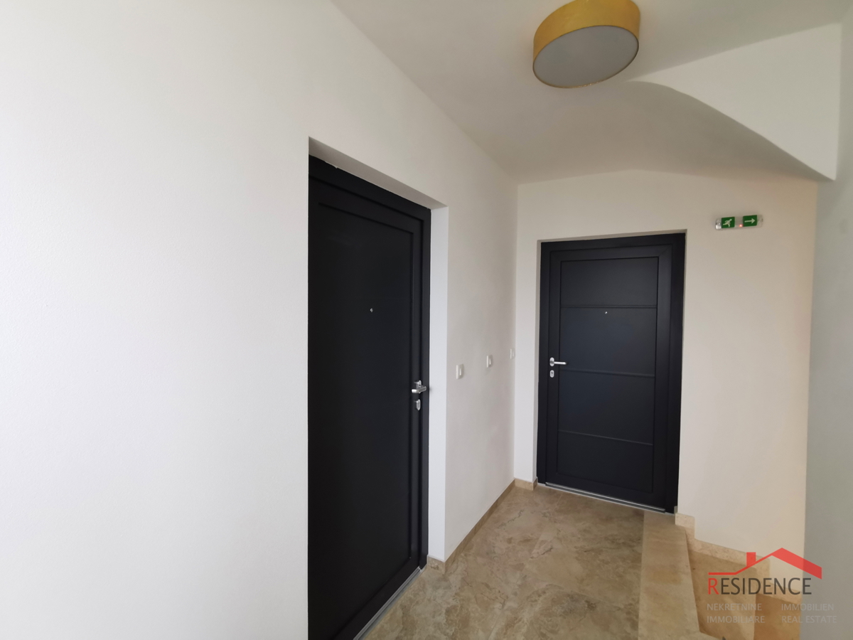 Medolino, casa indipendente con 3 appartamenti, vista mare