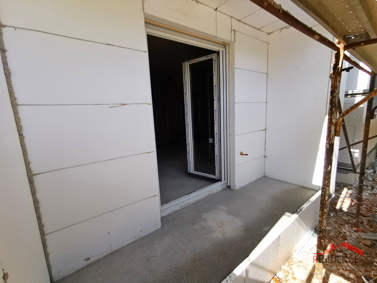 Pola, Valdebek, appartamento al piano terra, 2 camere da letto, posto auto