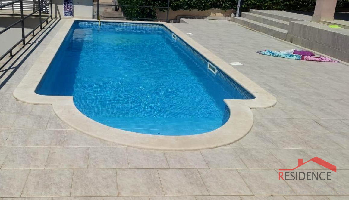 BANJOLE- VOLME, APPARTAMENTO AL PRIMO PIANO, SU DUE PIANI, PISCINA