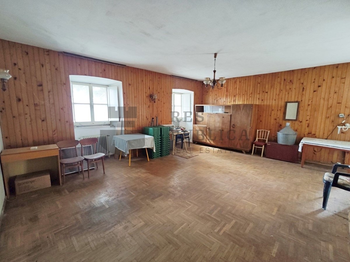CASA IN PIETRA A PELJESAC