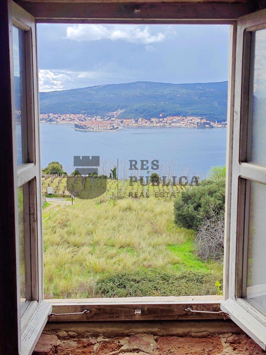 CASA IN PIETRA A PELJESAC