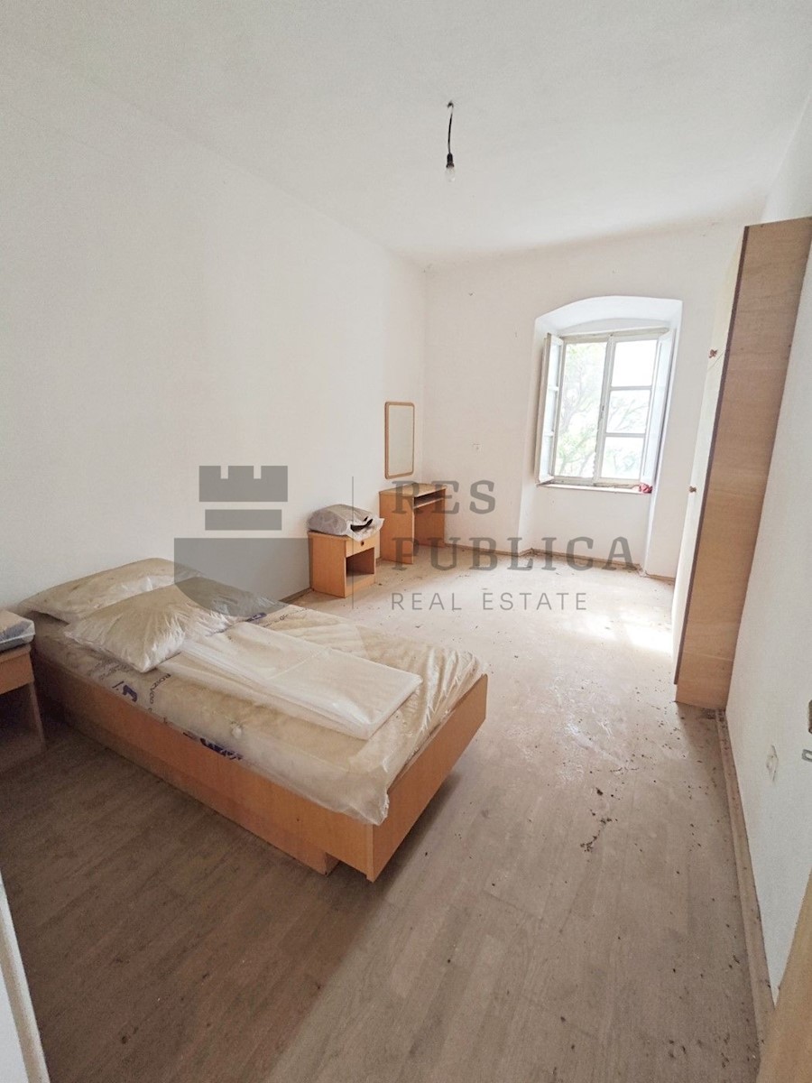 CASA IN PIETRA A PELJESAC