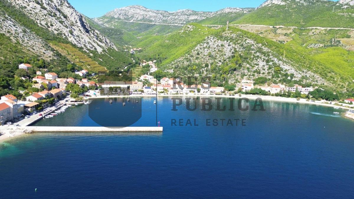 CASA IN PIETRA A TRSTENIK