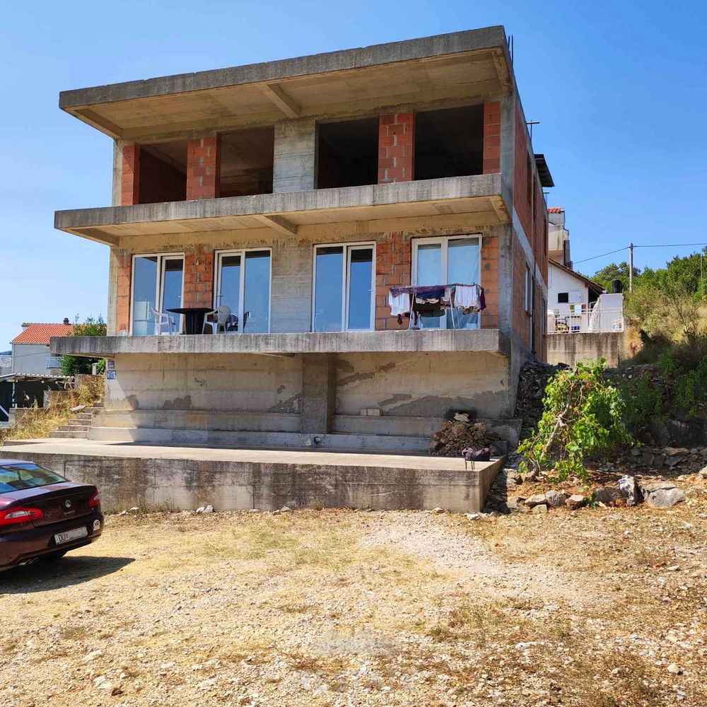 Pelješac, costruzione incompiuta - 6 APP