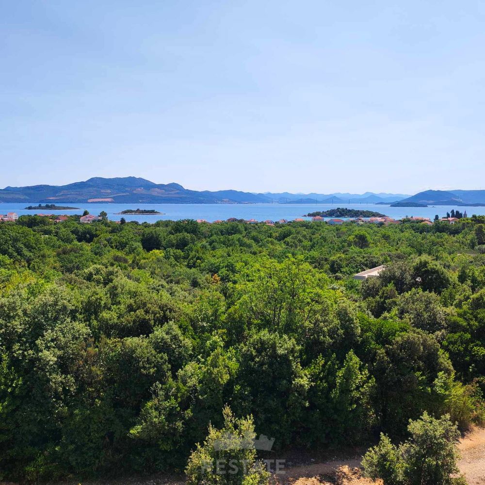 Pelješac, per la costruzione di 2 case, bella vista sul mare
