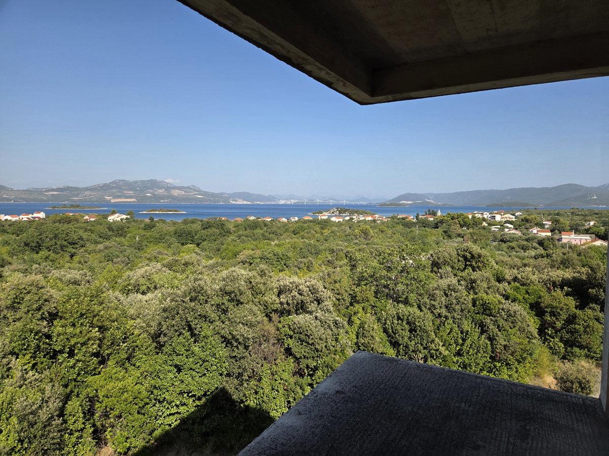Pelješac, per la costruzione di 2 case, bella vista sul mare