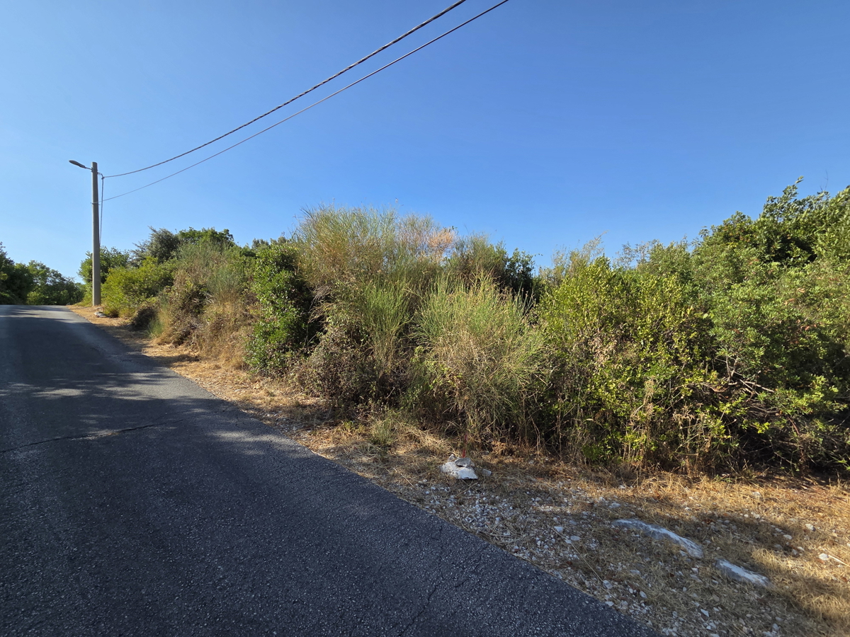 Pelješac, per la costruzione di 2 case, bella vista sul mare