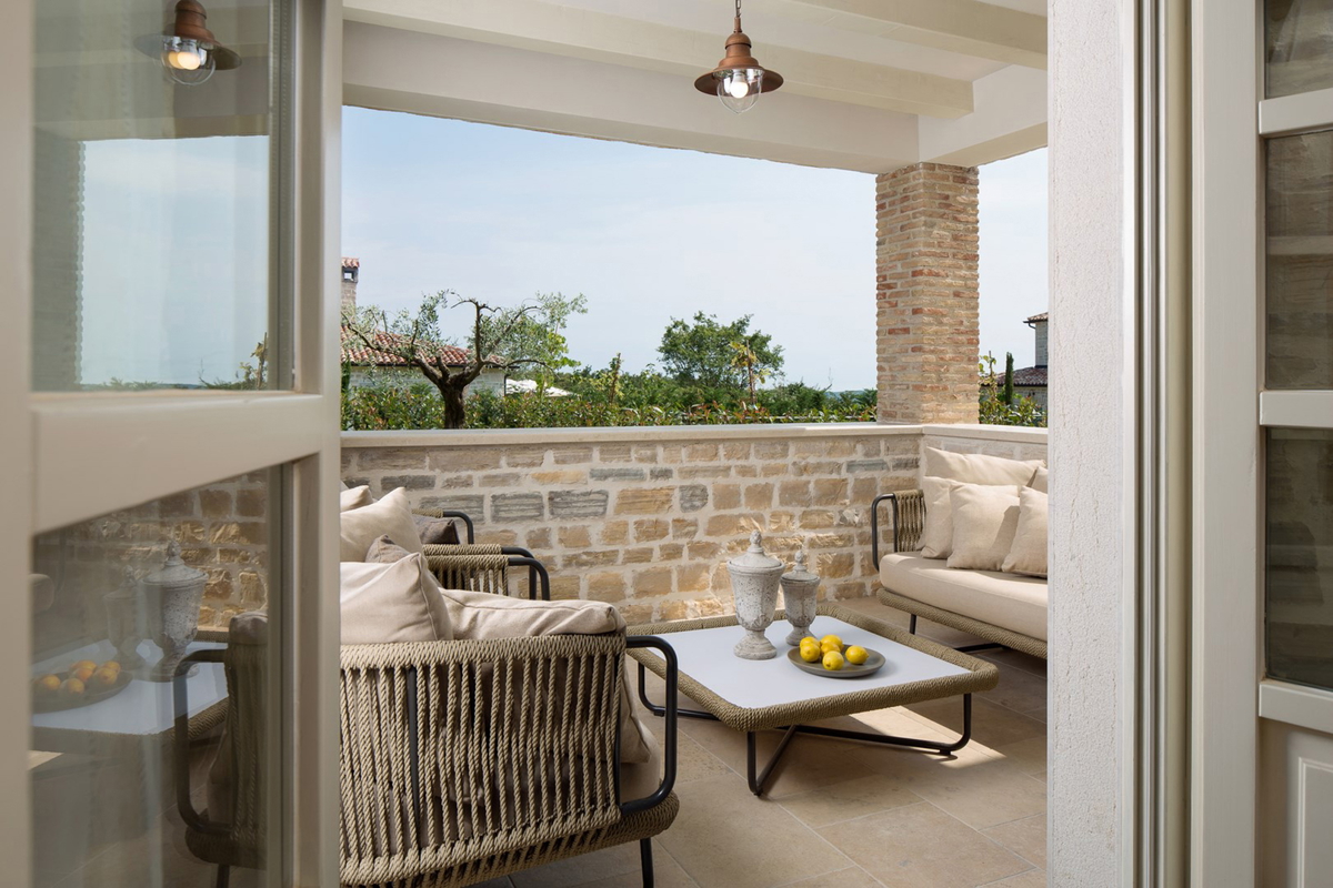 villa rustica con servizi moderni