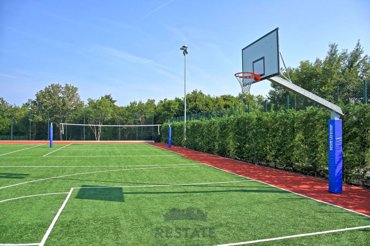 villa rustica con servizi moderni