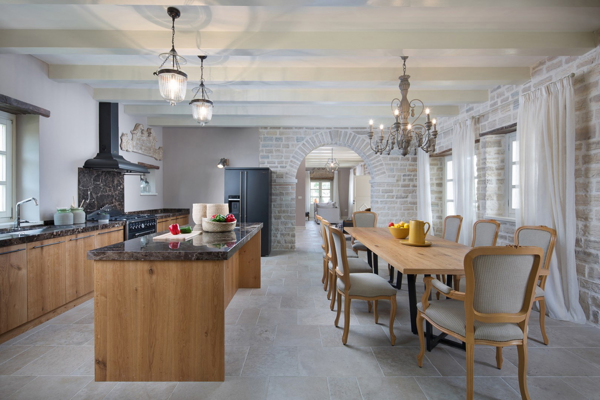 villa rustica con servizi moderni