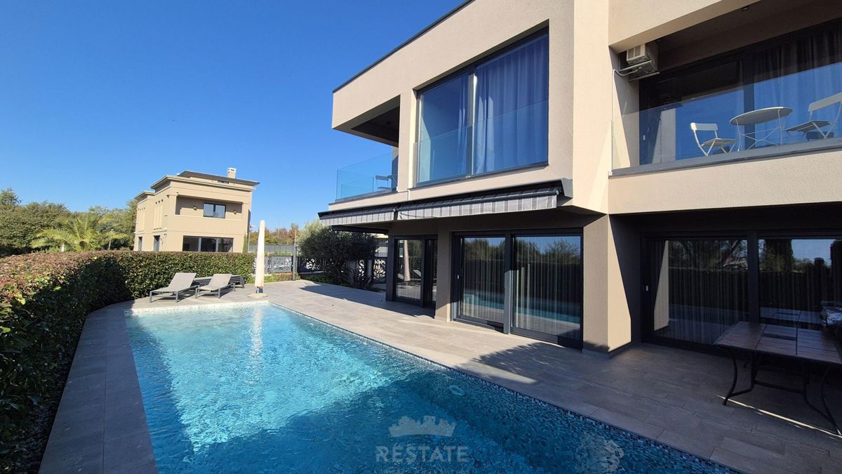 Villa in cui vi trasferite con le valigie e siete 1,2 milioni più leggeri