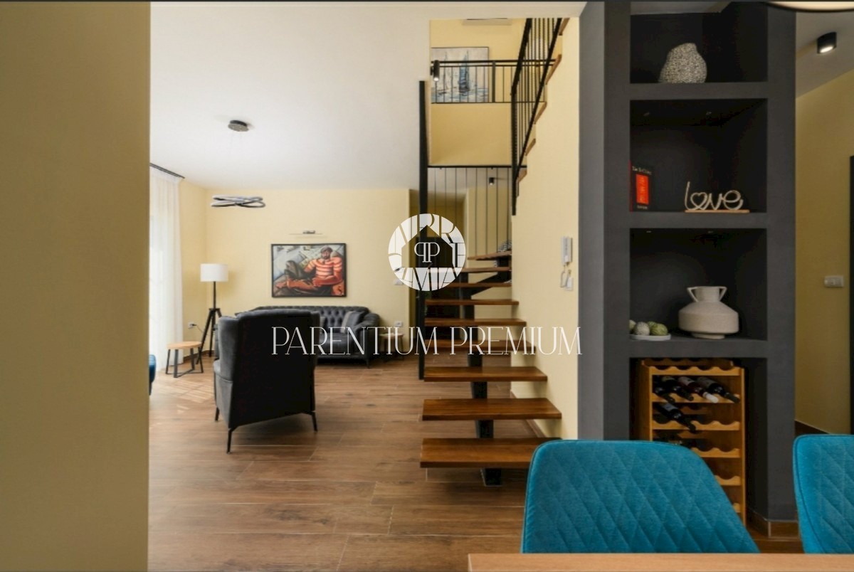 Una nuova confortevole villa con piscina, completamente attrezzata, non lontano da Rovigno