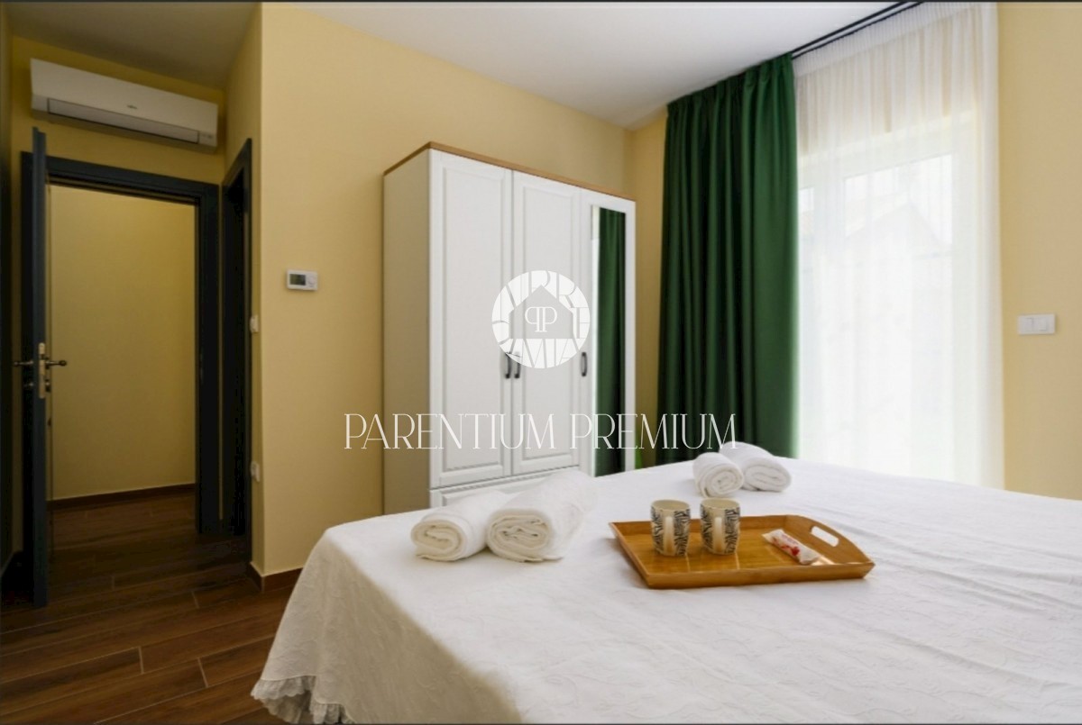Una nuova confortevole villa con piscina, completamente attrezzata, non lontano da Rovigno