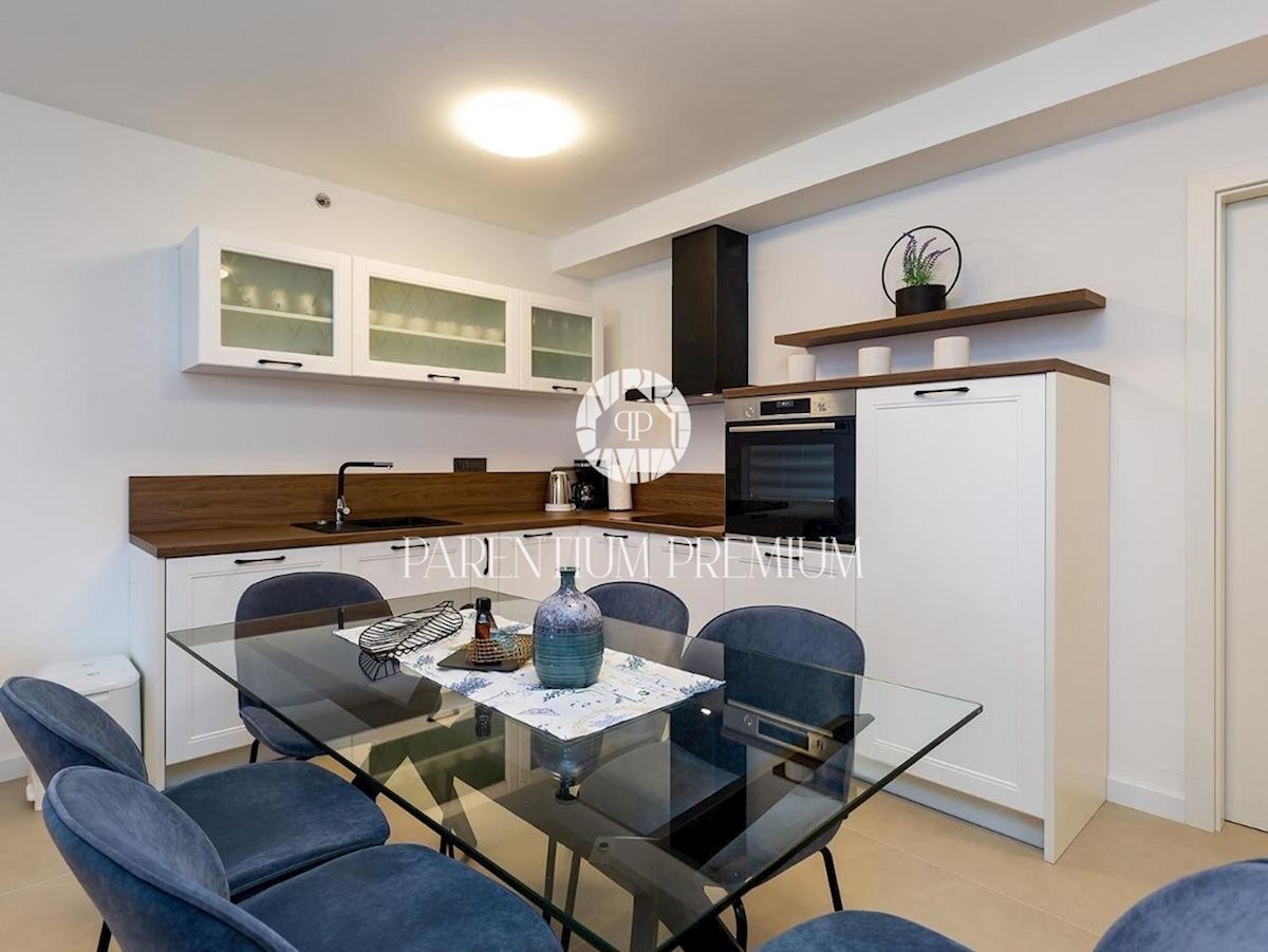 Appartamento in vendita nel centro di Parenzo – nuova costruzione con garage e ascensore